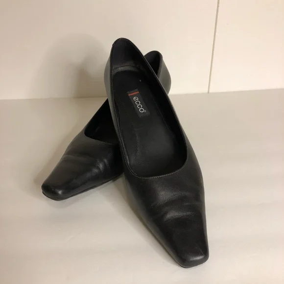 Ecco Black Leather Comfortable Pumps 8M - Picture 12 of 13